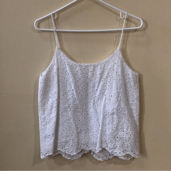 Elodie  White Eyelet Crochet Button Front Cami - Picture 6 of 7